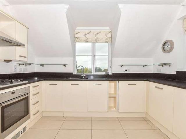 Flat for sale in Manston, Thanet