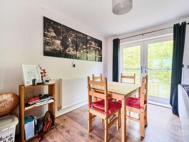 Flat for sale in Bolton Low Houses, Hampshire