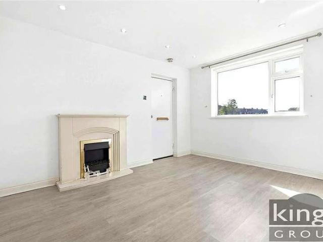 Flat for sale in Greater London