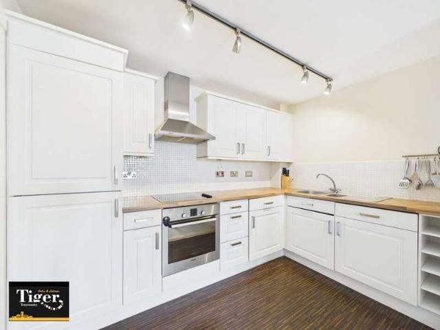 Flat for sale in West Park, Fylde
