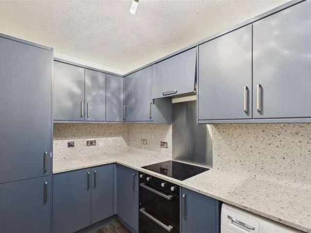 Flat for sale in Hill View, Sunderland