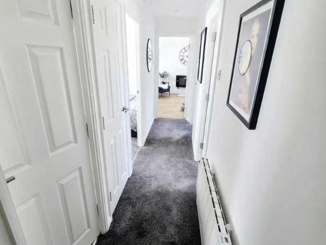 Flat for sale in Chelmsford, Essex