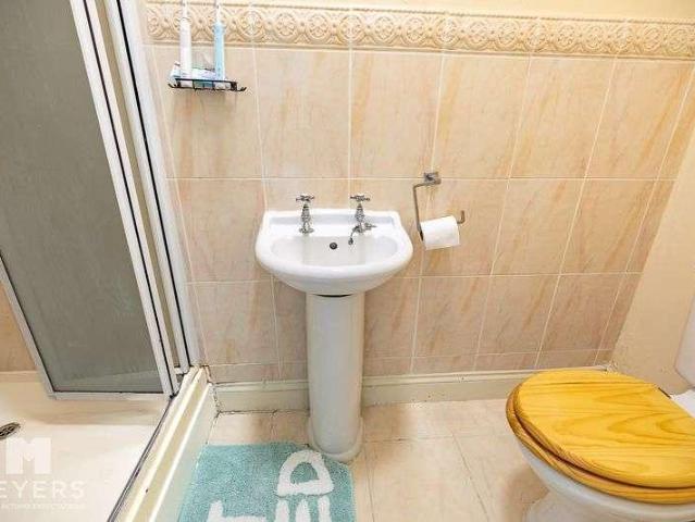 Flat for sale in Wick, Bournemouth