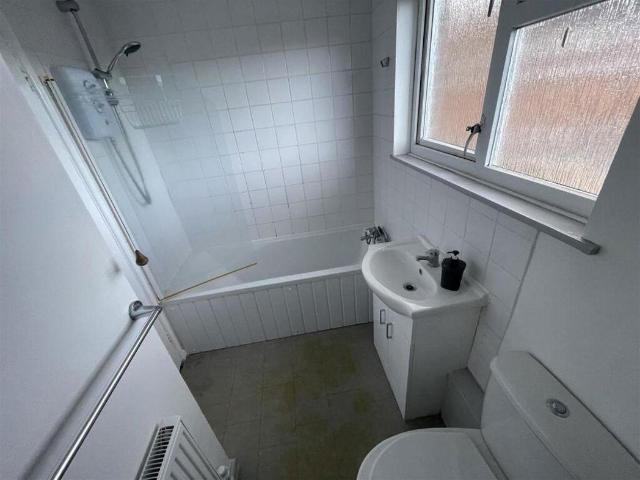 Flat for sale in Chard Town, Chard
