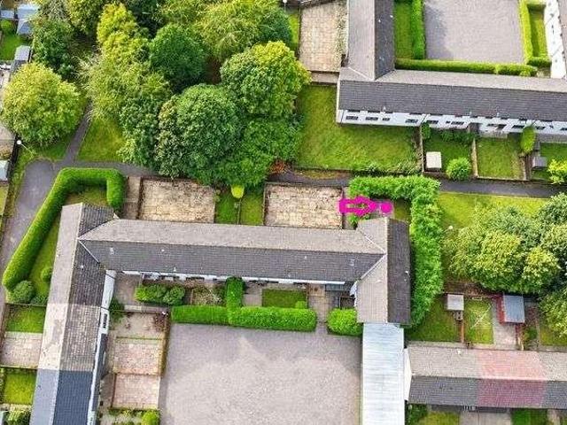 Flat for sale in Lentran, Scotland