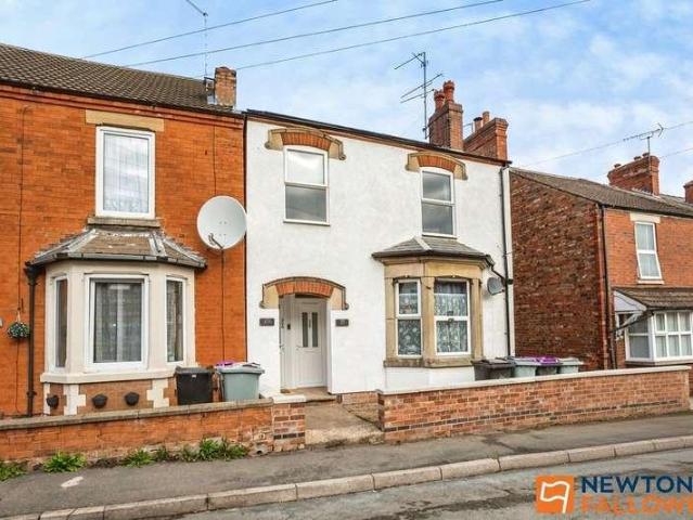 Flat for sale in Grantham, Barholm
