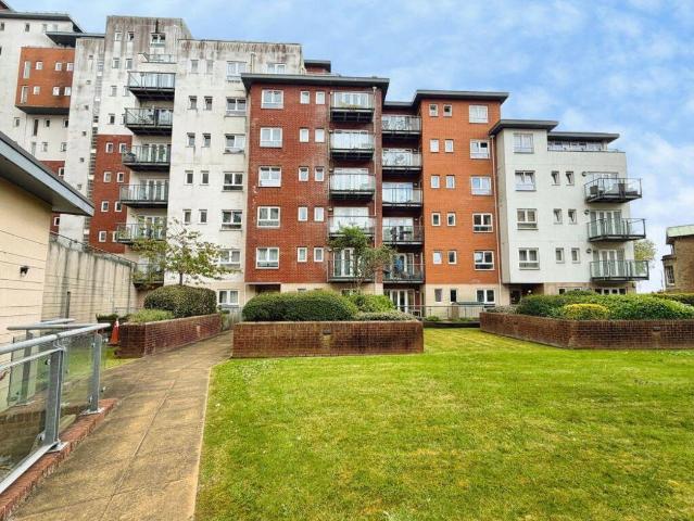 Flat for sale in St Mary's, City Of Southampton
