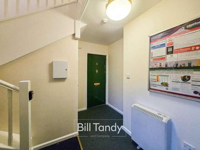 Flat for sale in Lichfield, Boley Park