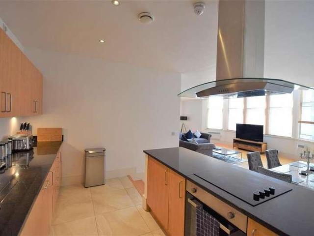 Flat for sale in Calderstones