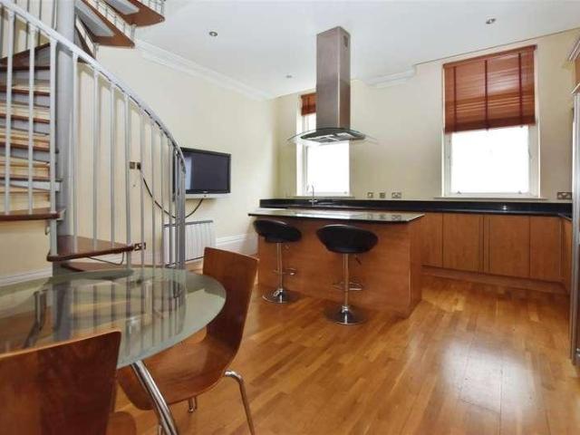 Flat for sale in Hull, Old Town