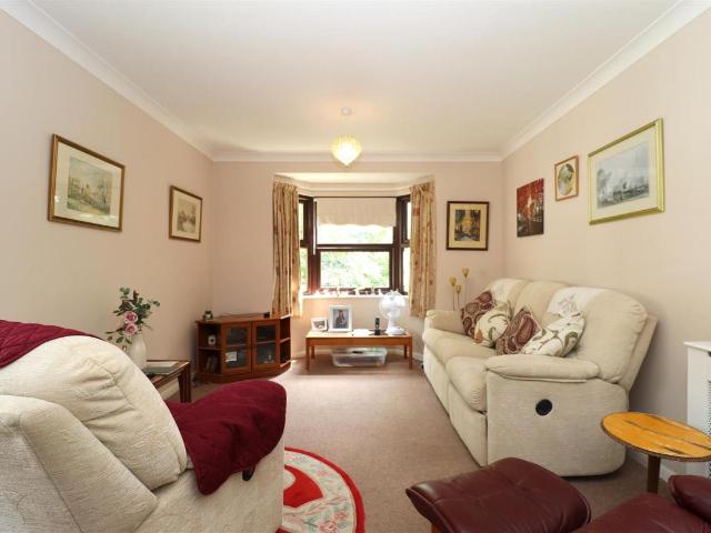 Flat for sale in Central, Heathlands