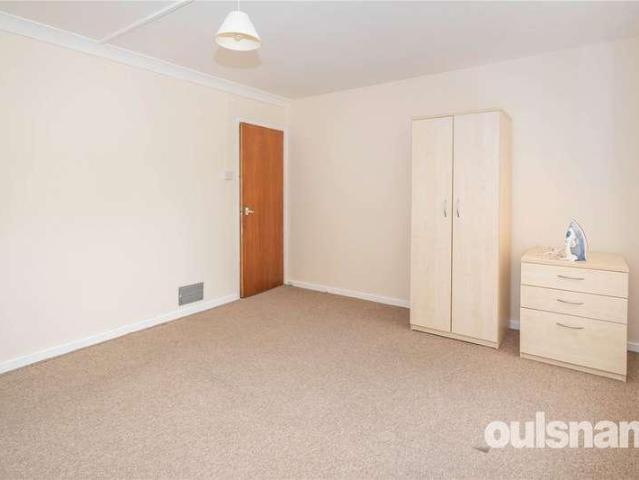 Flat for sale in Selly Park, Birmingham