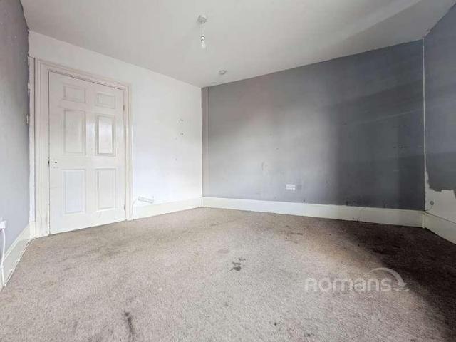Flat for sale in Fairfield, Fole
