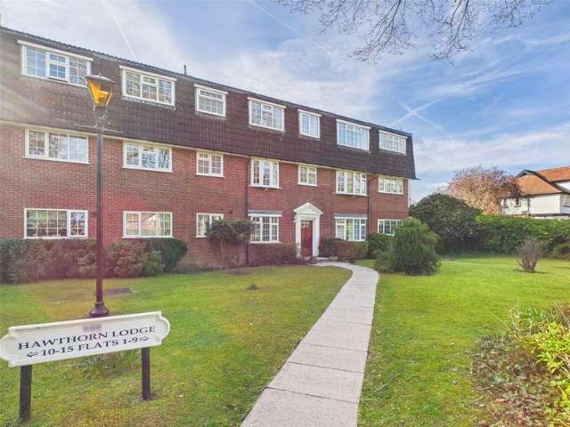 Flat for sale in Bramhall, Stockport