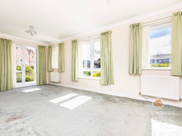 Flat for sale in Upper Parkstone, Poole