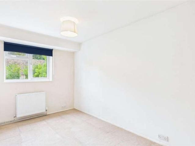 Flat for sale in Whitchurch-on-Thames, South Oxfordshire