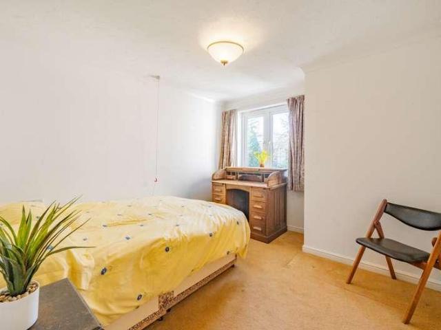 Flat for sale in Kings Heath, West Midlands