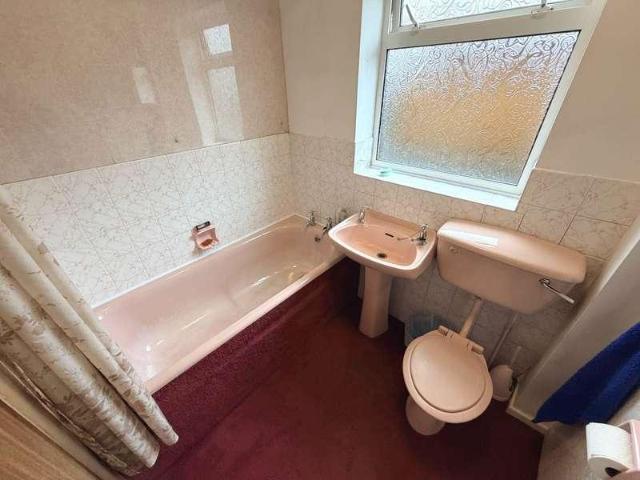 Flat for sale in Squires Gate
