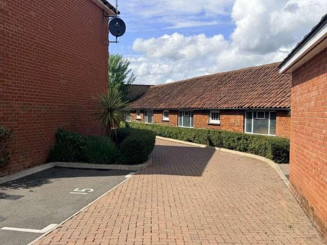 Flat for sale in Drybridge Hill, Eastbridge