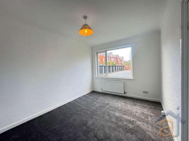 Flat for sale in Southport, Sefton