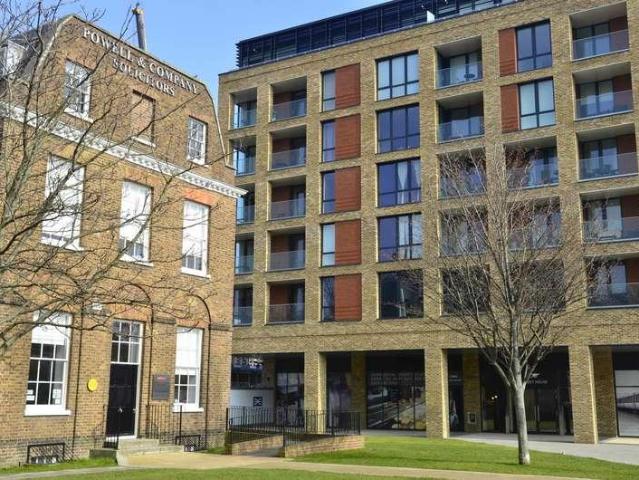 Flat for sale in Glyndon, Plumstead