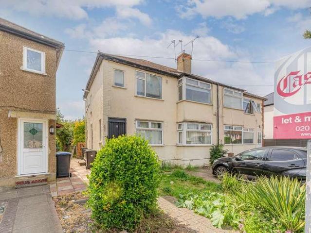 Flat for sale in Greater London