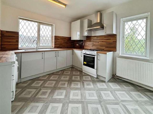 Flat for sale in Holmewood, West Yorkshire