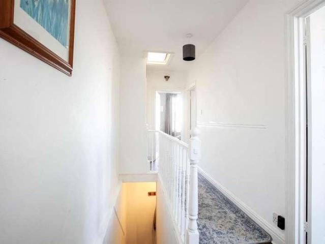 Flat for sale in Myatt's Fields, Greater London