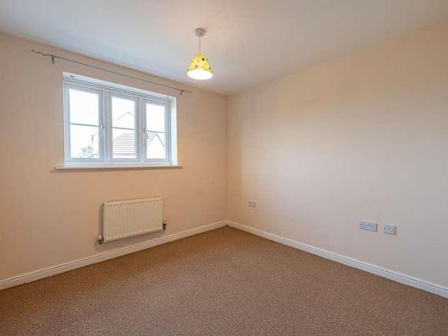Flat for sale in Wales