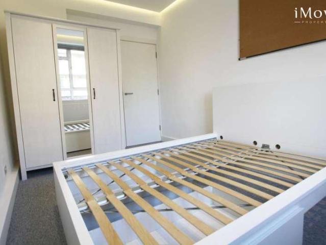 Flat for sale in Dulwich, Greater London