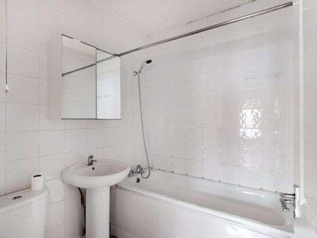 Flat for sale in Greater London