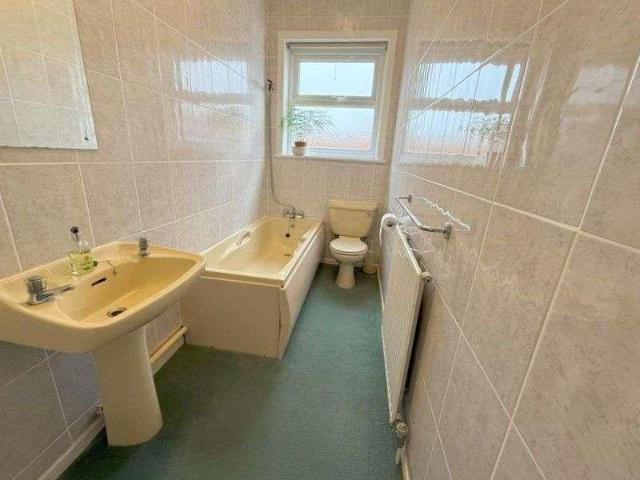 Flat for sale in Withycombe, Budlake