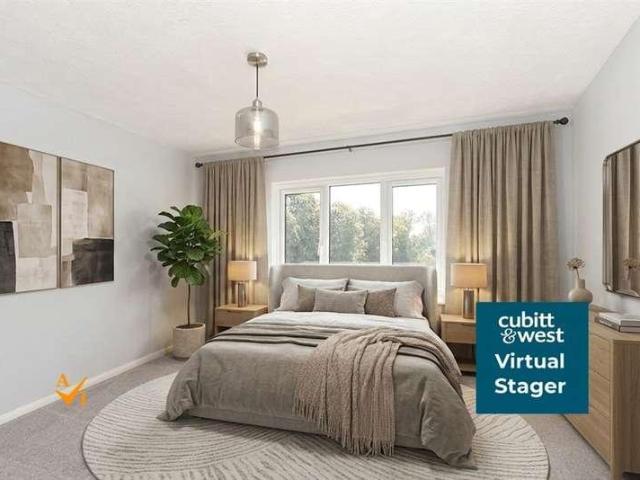 Flat for sale in Cross In Hand, East Sussex