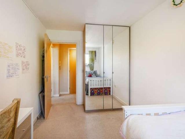 Flat for sale in Dromore, Oxfordshire