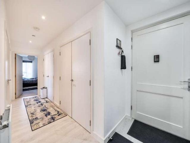 Flat for sale in London Borough of Barnet, Greater London