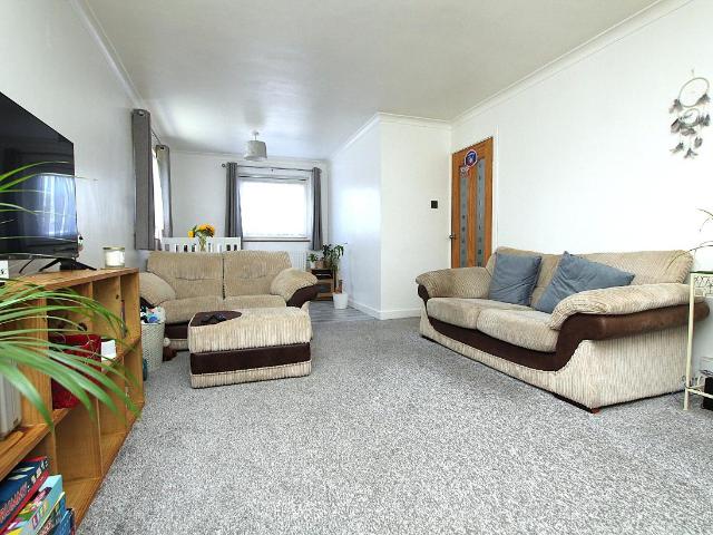 Flat for sale in Creekmoor, Poole