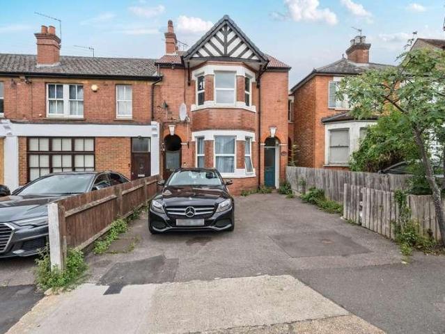Flat for sale in Northwood, Northwood