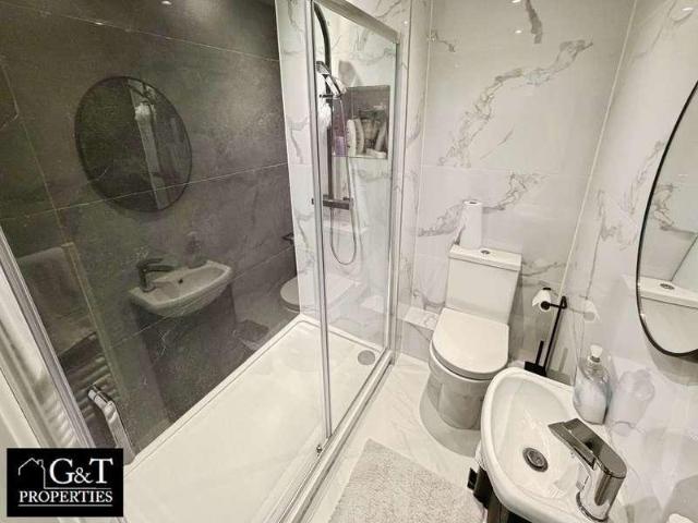 Flat for sale in West Midlands