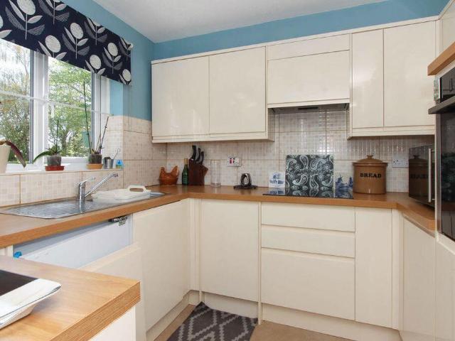Flat for sale in Woodhall Farm, Pouchen End