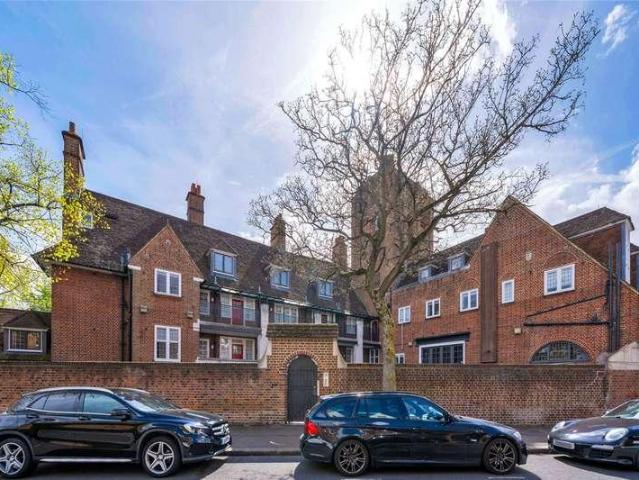 Flat for sale in Belsize Park, Primrose Hill