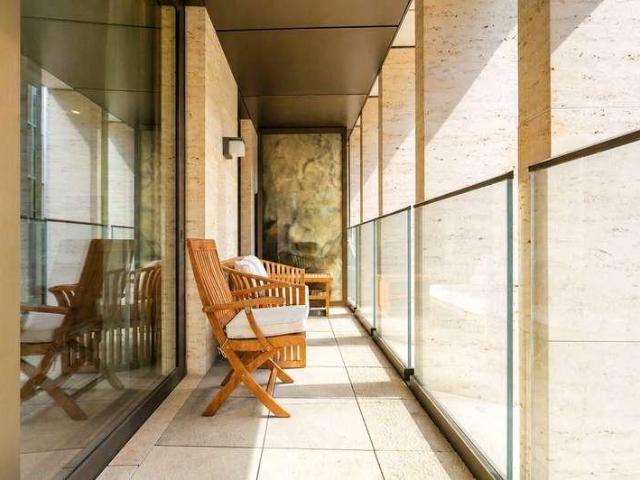 Flat for sale in Victoria, Greater London