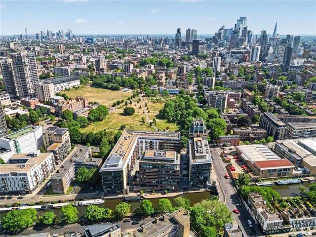 Flat for sale in Hoxton, De Beauvoir Town