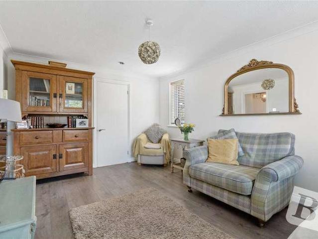 Flat for sale in Ardleigh Green, Greater London