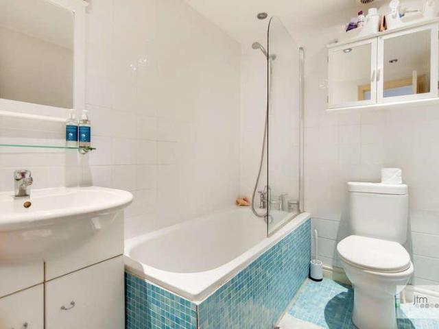 Flat for sale in Muswell Hill, Isle Of Man