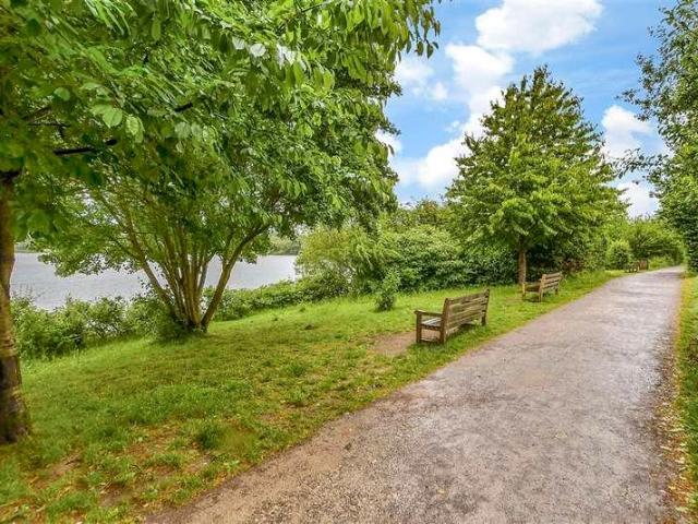 Flat for sale in Bourne Vale, Kent