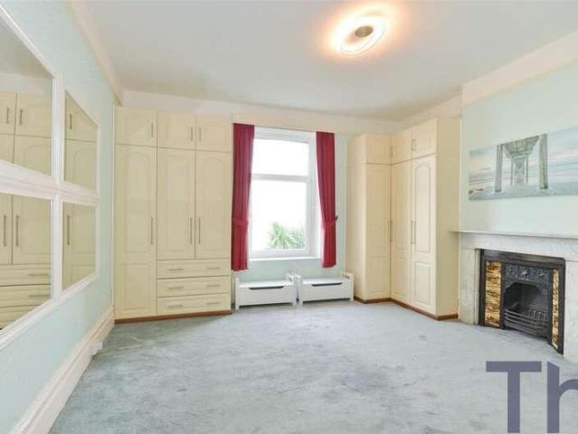 Flat for sale in Bonchurch, Ventnor