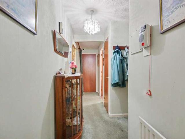Flat for sale in Caldermill, East Midlands