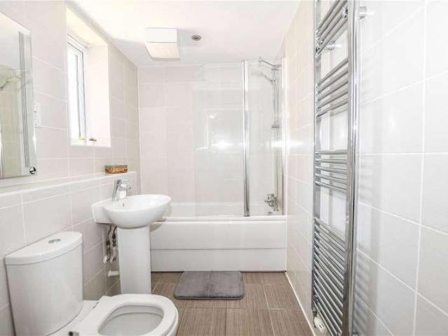 Flat for sale in Wokingham