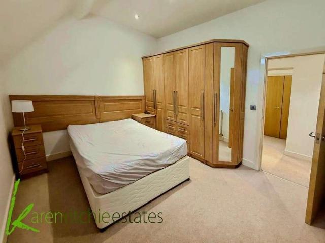 Flat for sale in Heaton, Lee Bank