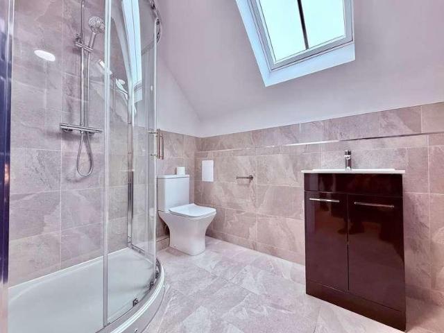 Flat for sale in Coseley, West Midlands